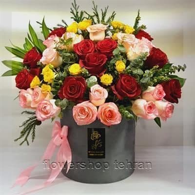 گلفروشی نزدیک اداره پست منطقه 4 میدان رسالت