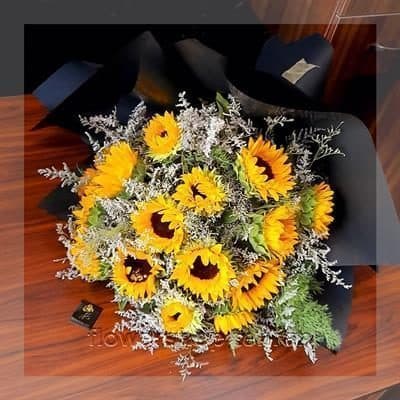 گلفروشی نزدیک میدان چمن