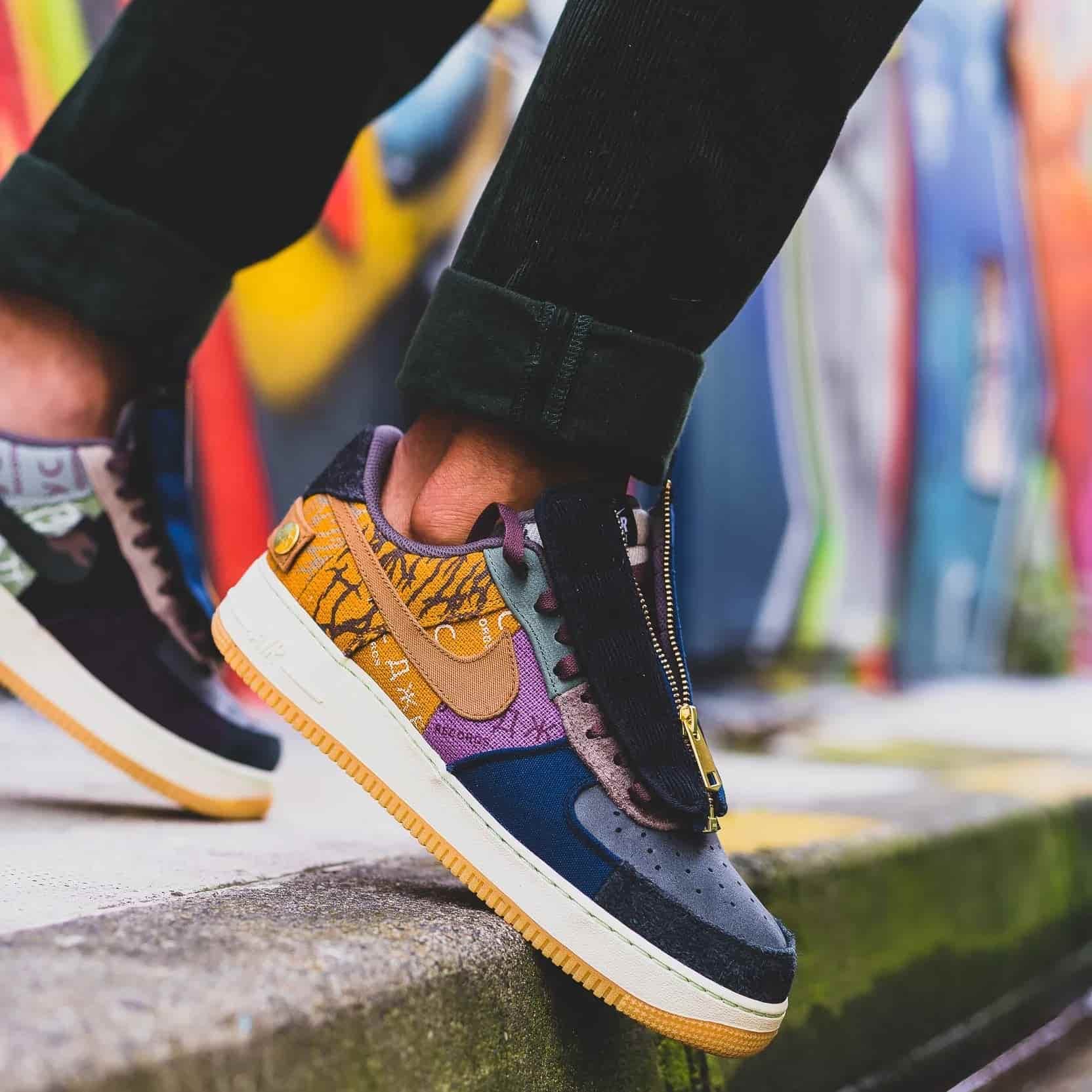 کتونی نایک ایرفورس وان قهوه ای Nike Air Force 1 — تصویر ۳