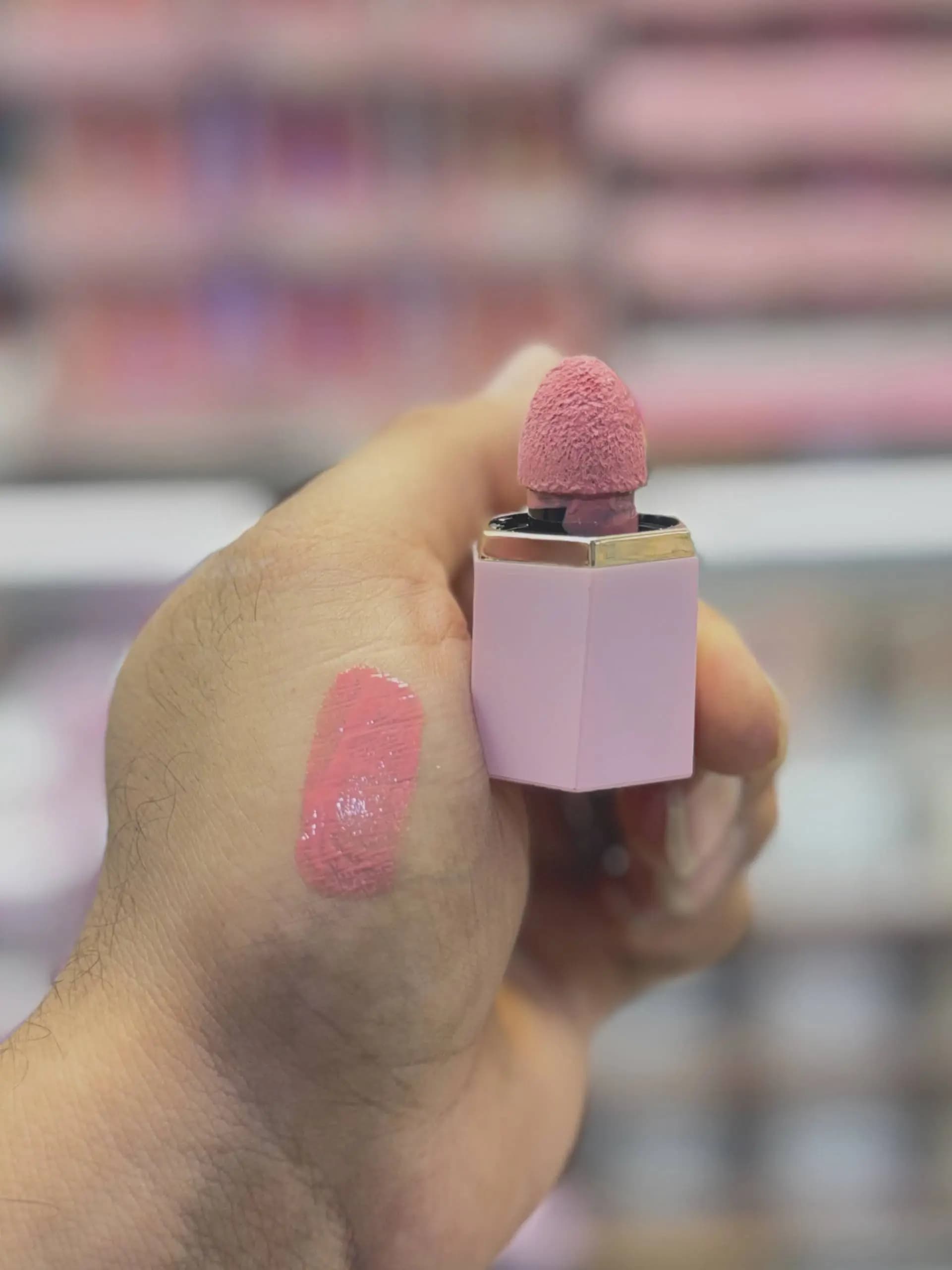 رژ گونه مایع مات شیگلم رنگ Love Cake حجم 5.2ml — تصویر ۱۰
