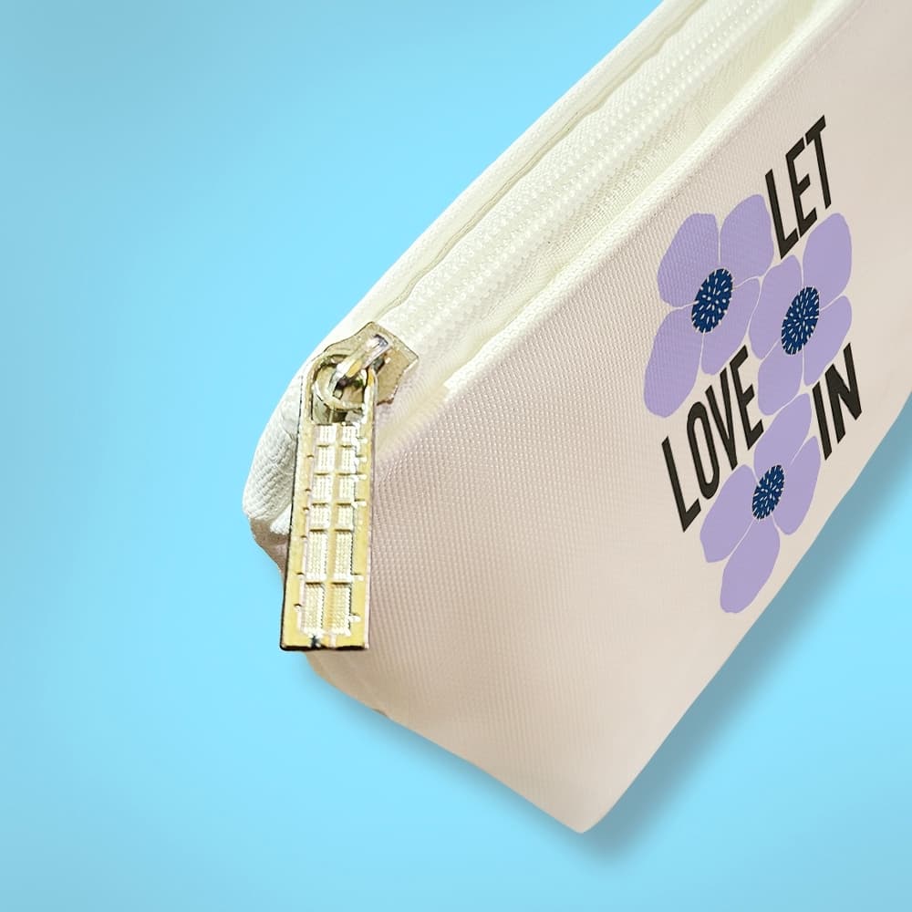 کیف لوازم آرایش Let Love In — تصویر ۶