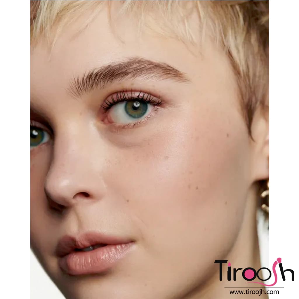 کرم پودر شنل LES BEIGES Healthy Glow Foundation — تصویر ۵
