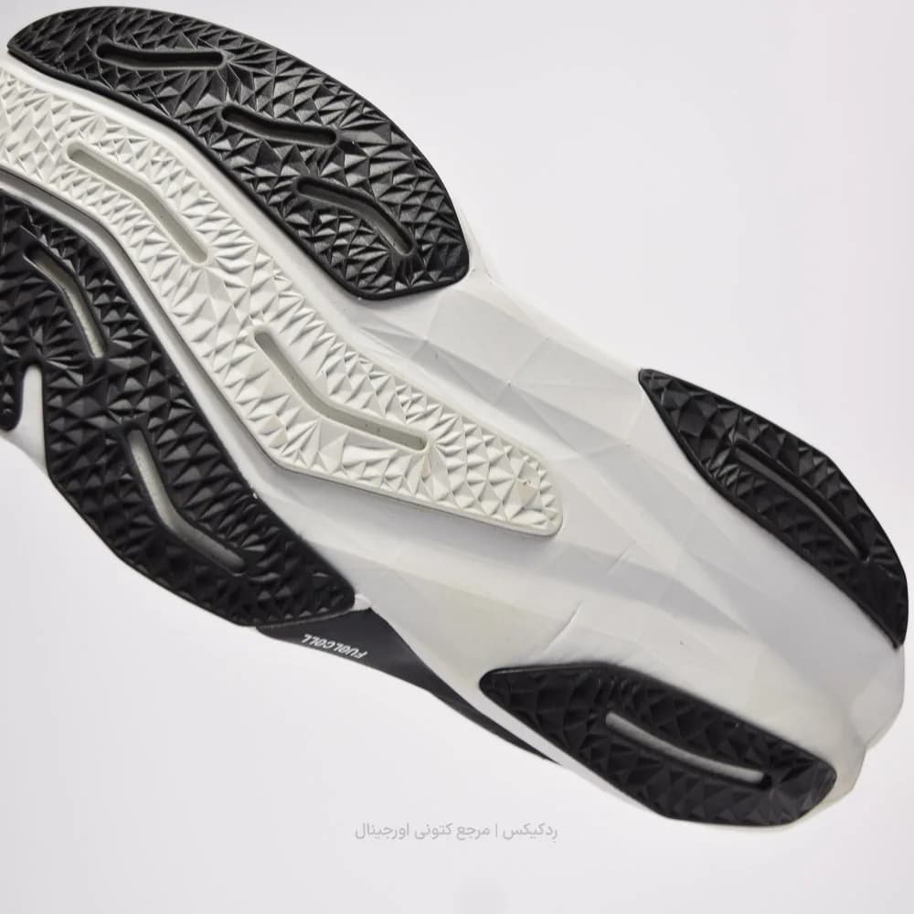 کتونی New Balance مدل FuelCell Rebel V4 2E – MFCXCS4 — تصویر ۳