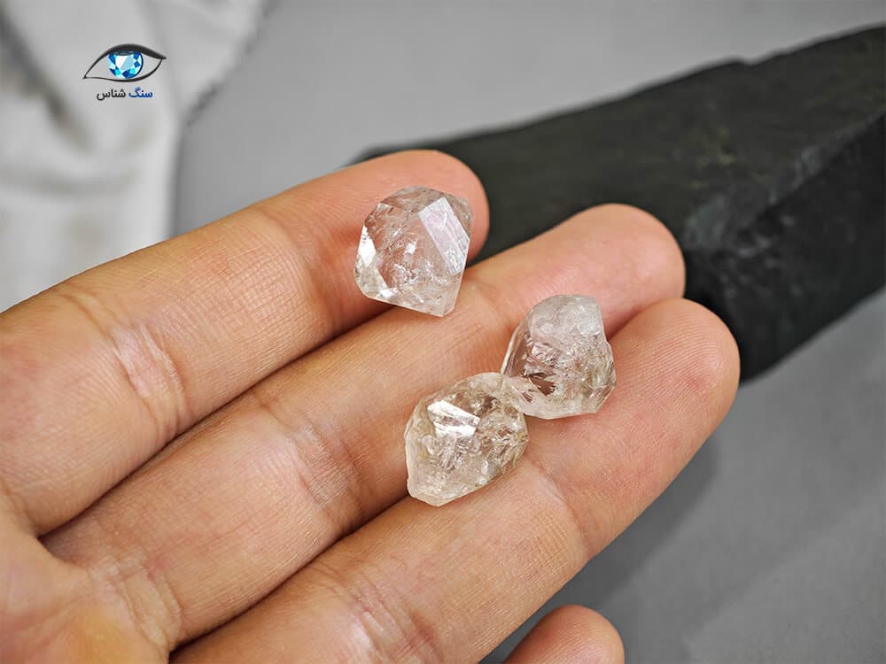 مجموعه بلور کوارتز هرکیمر 6 گرم — تصویر ۲