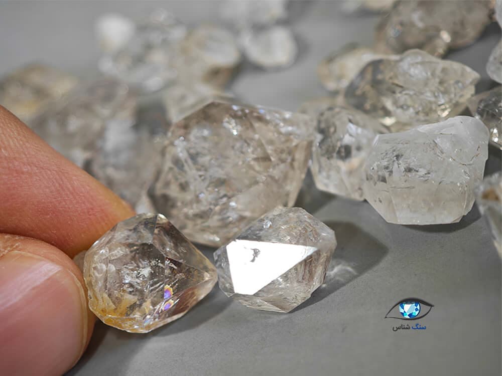مجموعه کوارتز طبیعی 42 گرم