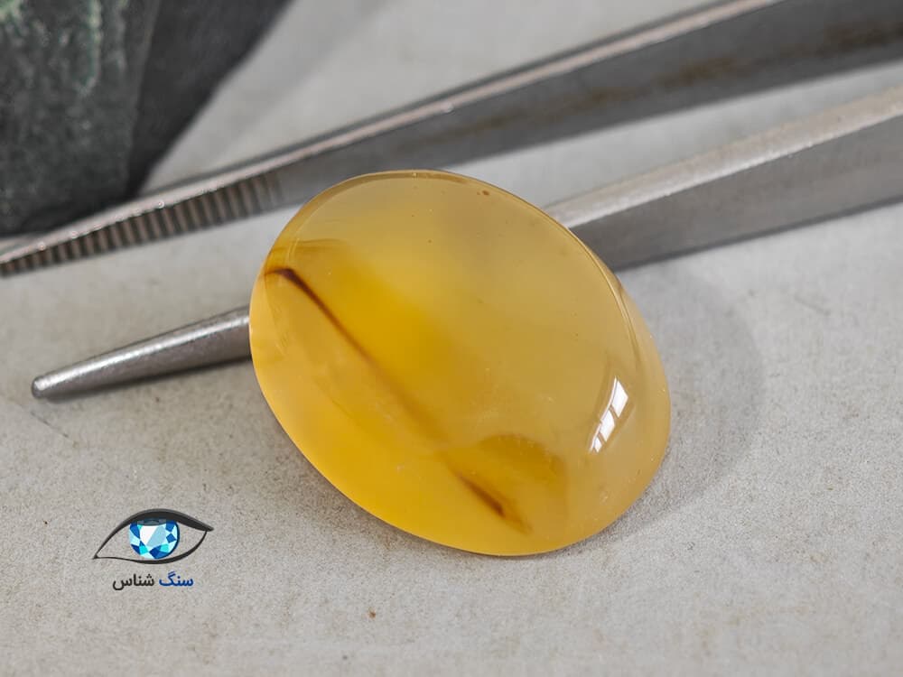 عقیق زرد بیضی طبیعی 4 گرم — تصویر ۲