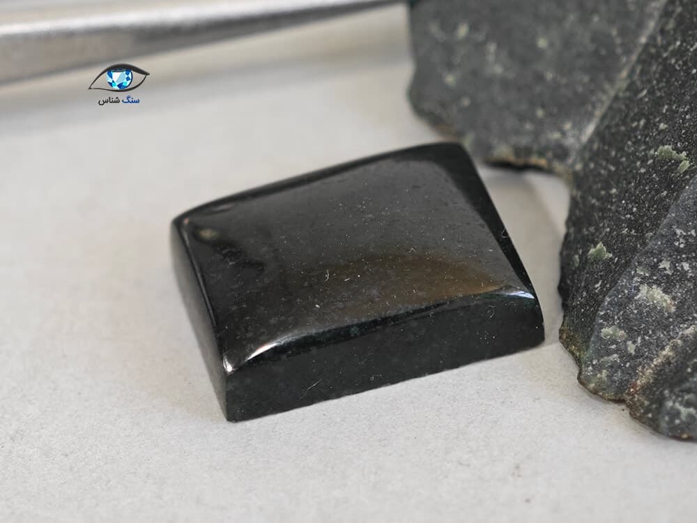 سنگ یشم جیدیت 2 گرم — تصویر ۲