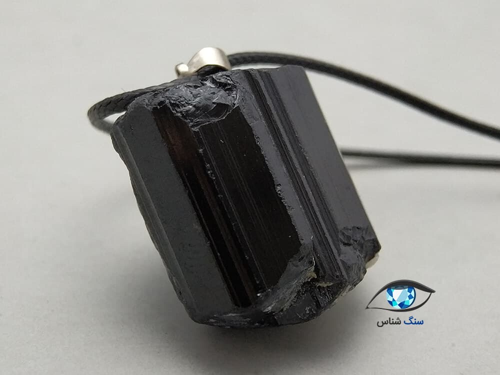 آویز کریستال تورمالین سیاه طبیعی 20.1 گرم