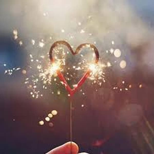 فشفشه قلبی نقره ای — تصویر ۳