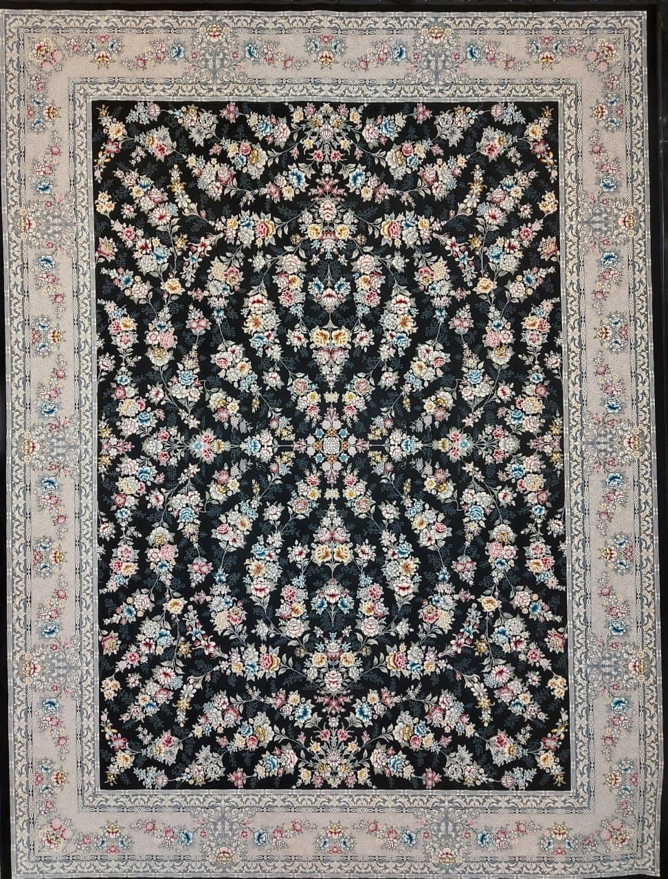 فرش ۷۰۰ شانه نقشه افشان ژینوس زمینه سرمه ای