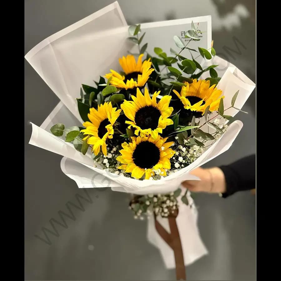 دسته گل هیلدا — تصویر ۲