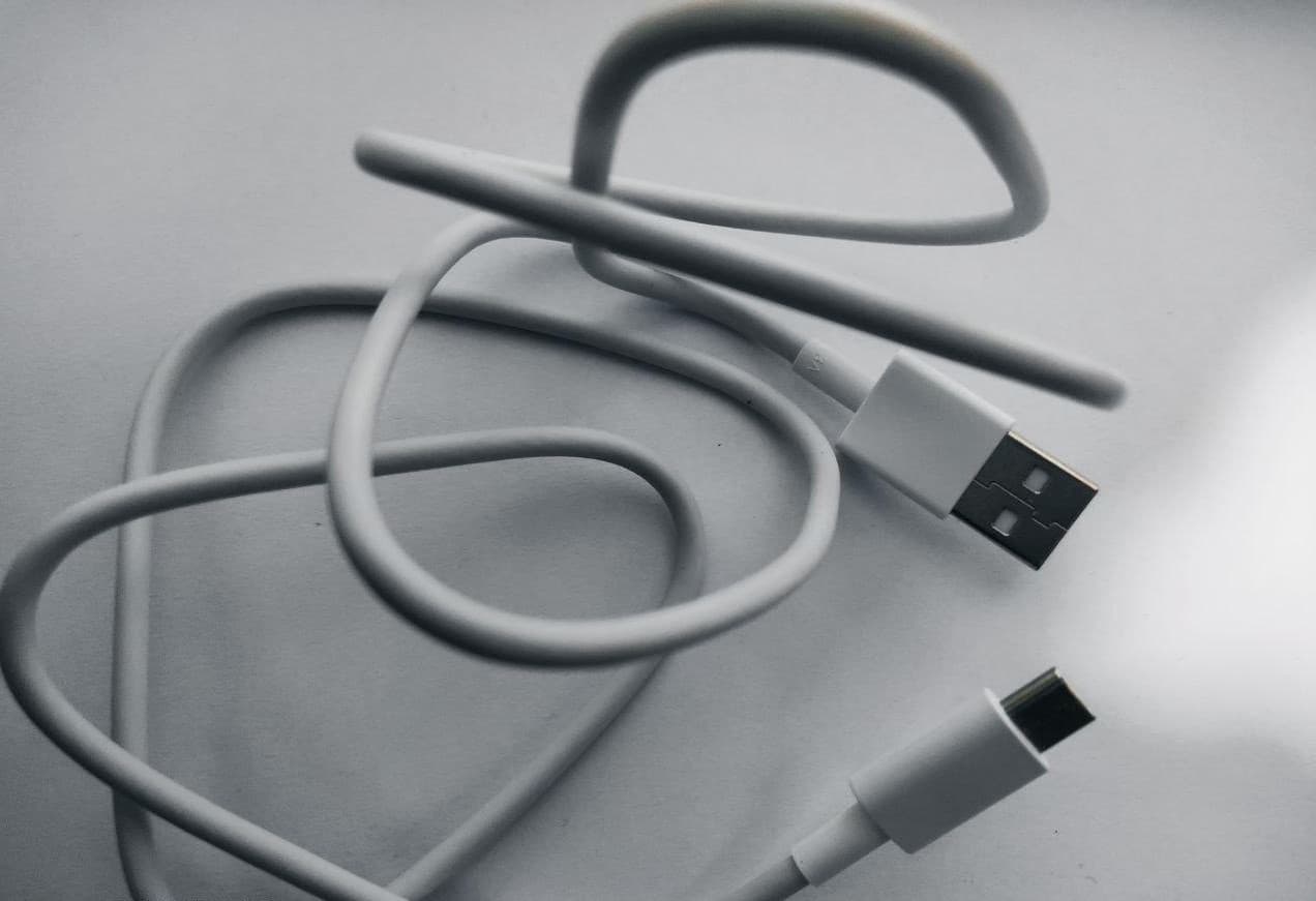 شارژر دیواری شیائومی مدل MDY-11-ER به همراه کابل تبدیل USB-C — تصویر ۳