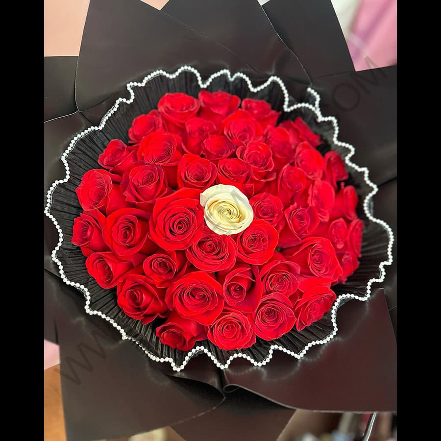 دسته گل سارا — تصویر ۲