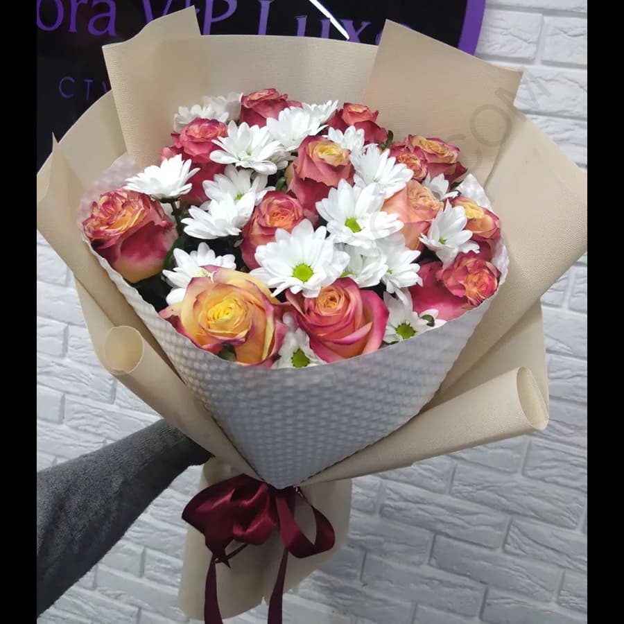 دسته گل استلا — تصویر ۲