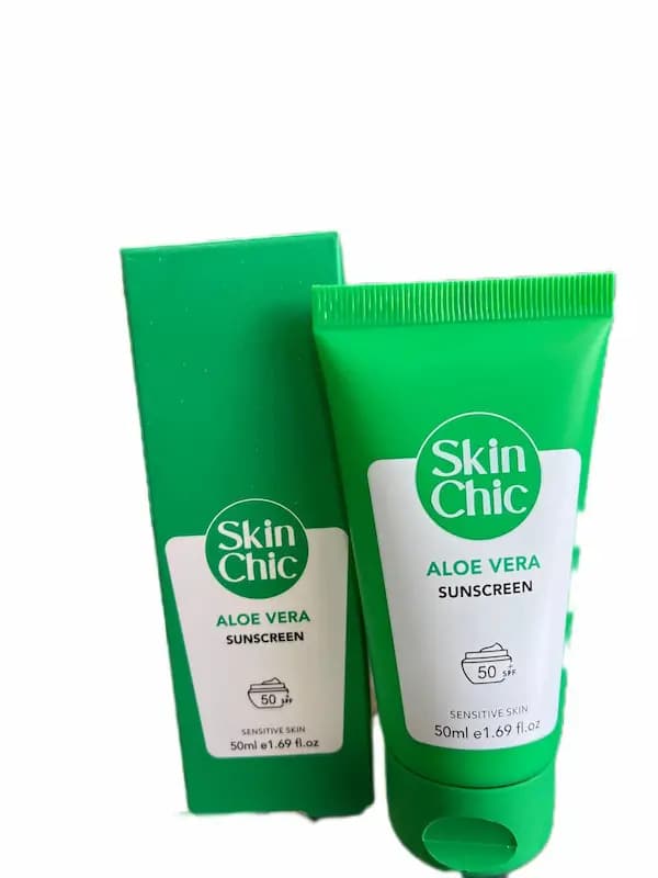 کرم ضد آفتاب اسکین شیک SPF 50 با عصاره آلوئه‌ورا |پوست حساس