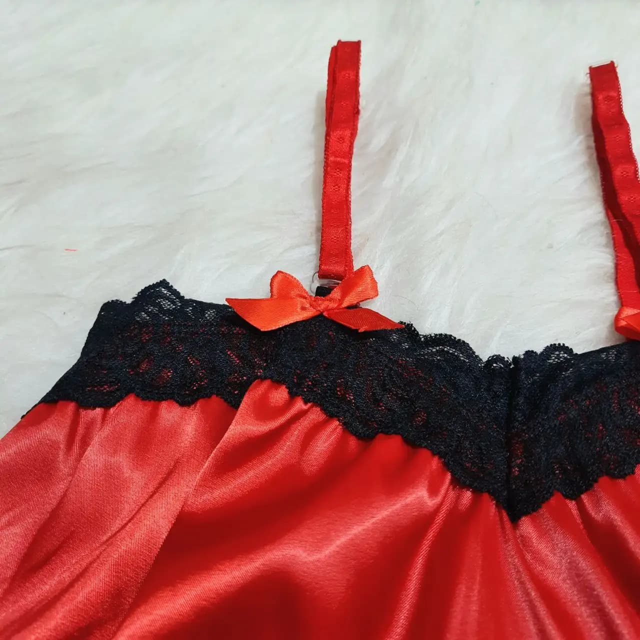 ست تاپ شورت ساتن لاو لاینجری کد L9061 — تصویر ۳