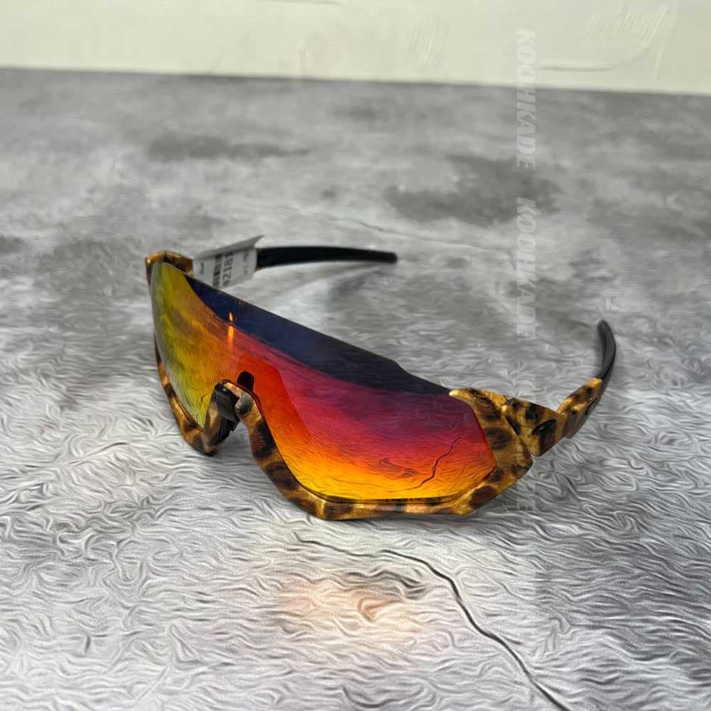 عینک OAKLEY سه لنز FLIGHT JAKET OAKLEY پلنگی — تصویر ۴