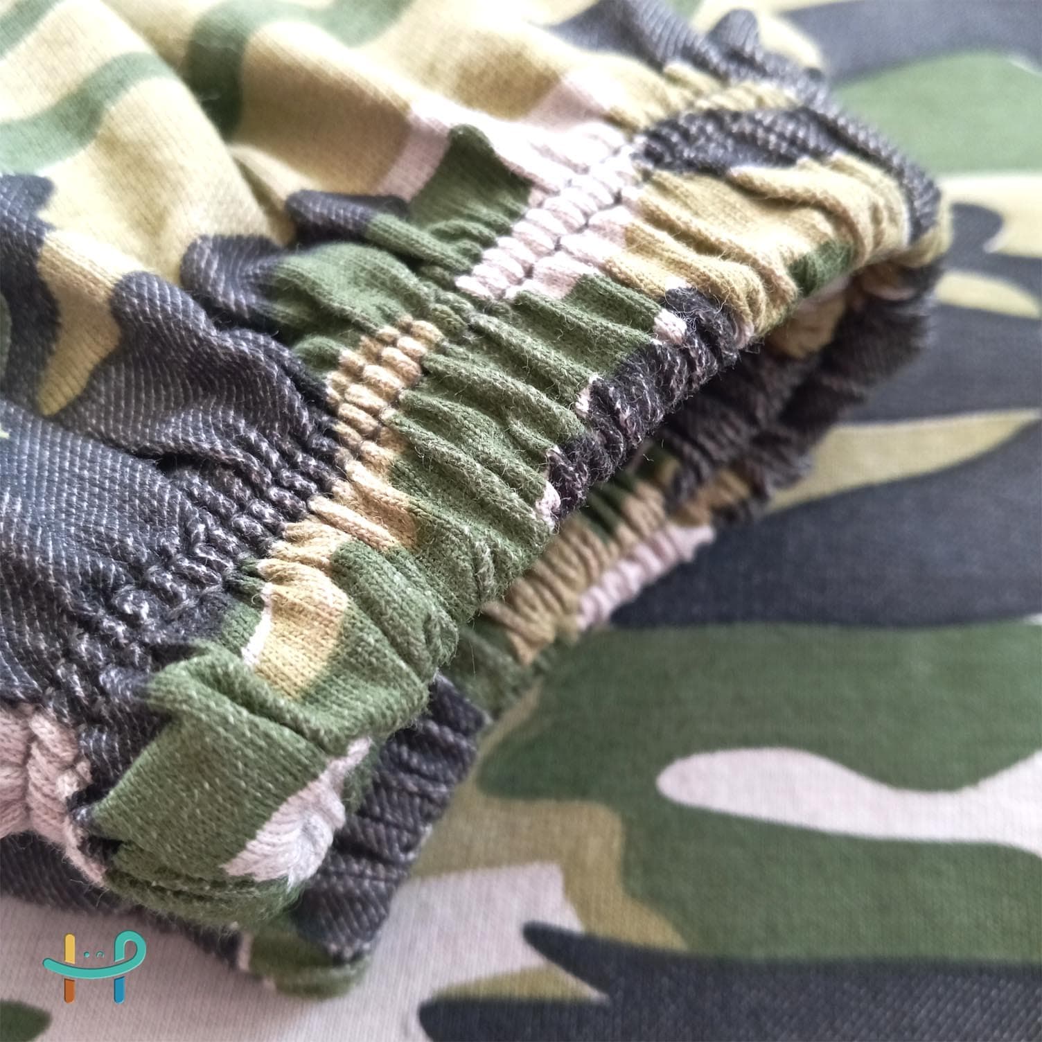 تیشرت شلوارک ارتشی — تصویر ۲