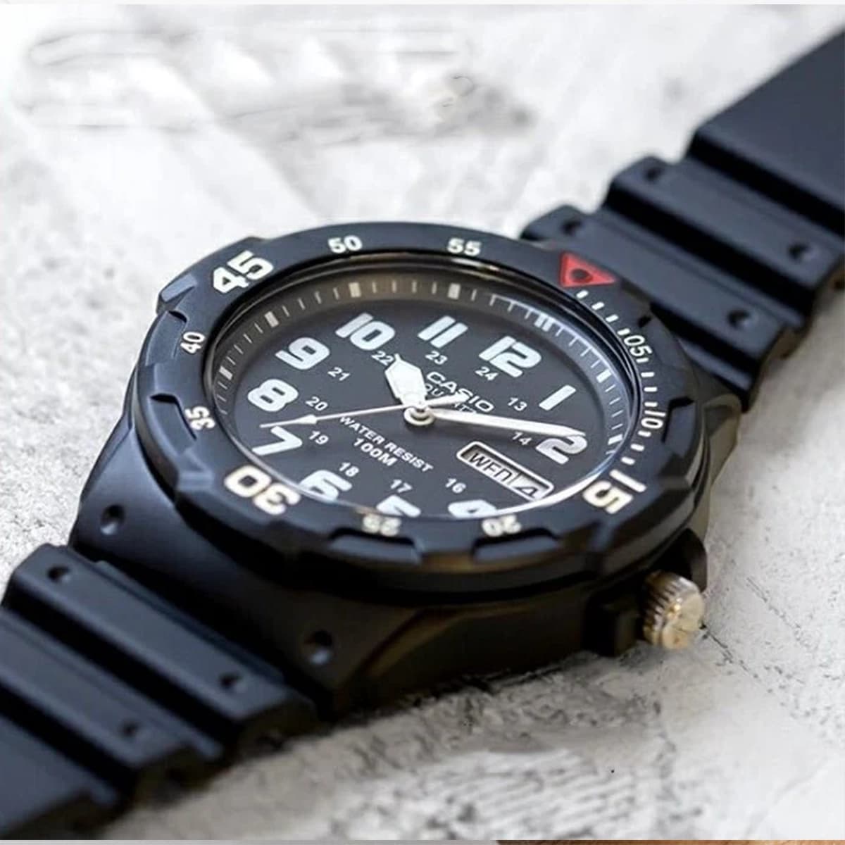 ساعت مچی مردانه کاسیو مدل Casio MRW-200H-1BV — تصویر ۵