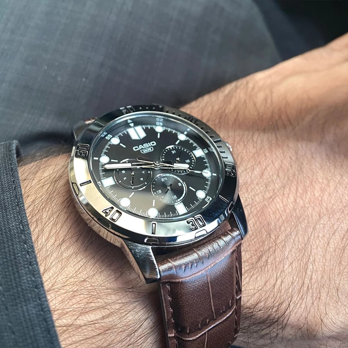 ساعت مچی مردانه کاسیو مدل Casio MTP-VD300L-1EVD — تصویر ۵
