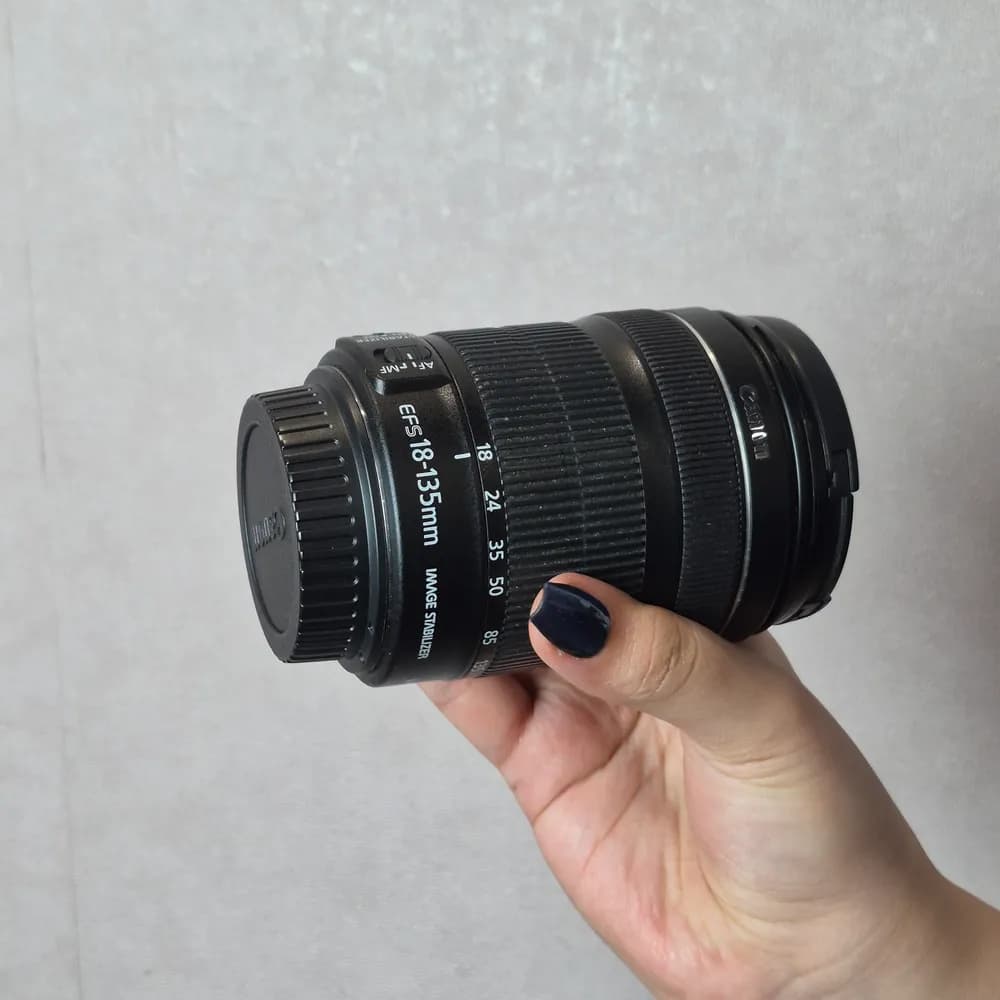 لنز کانن Canon EF-S 18-135mm IS STM دست دوم — تصویر ۳