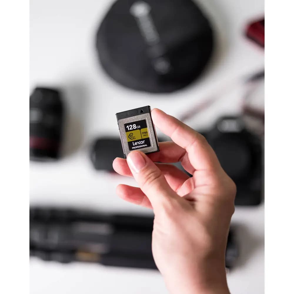 کارت حافظه CFexpress لکسار مدل Professional استاندارد Type B سرعت 1750MB/s ظرفیت 256 گیگابایت — تصویر ۳