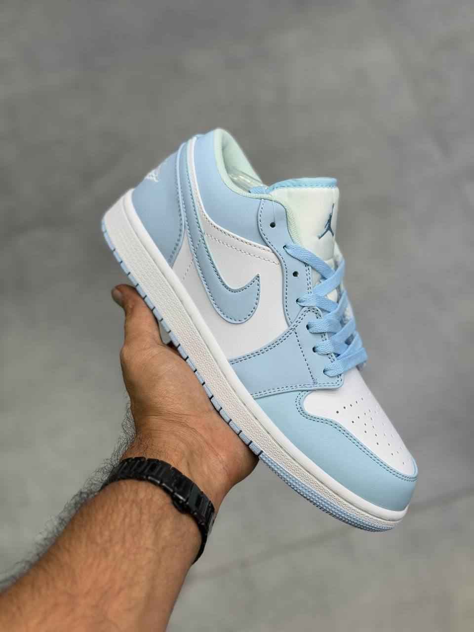 کتانی نایک ایر جردن لژدار Nike airjordan آبی روشن ست