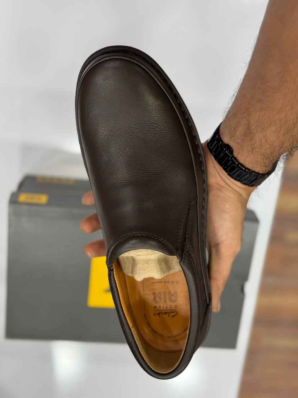 کفش چرم کلارک کاترپیلار Caterpillar قهوه ای تیره