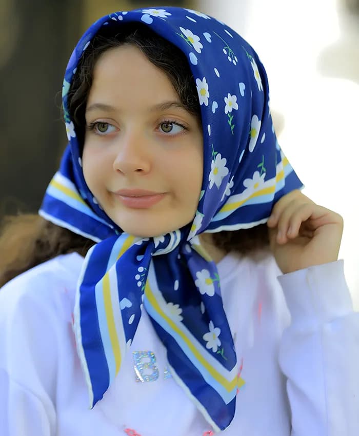 روسری دخترانه بابونه آبی