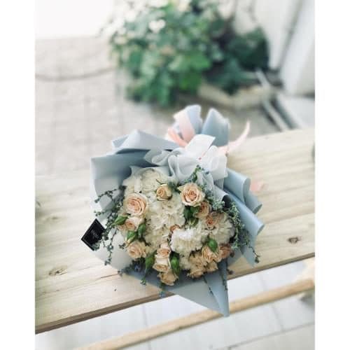 دسته گل خاص به مناسبت عید مبعث 9464