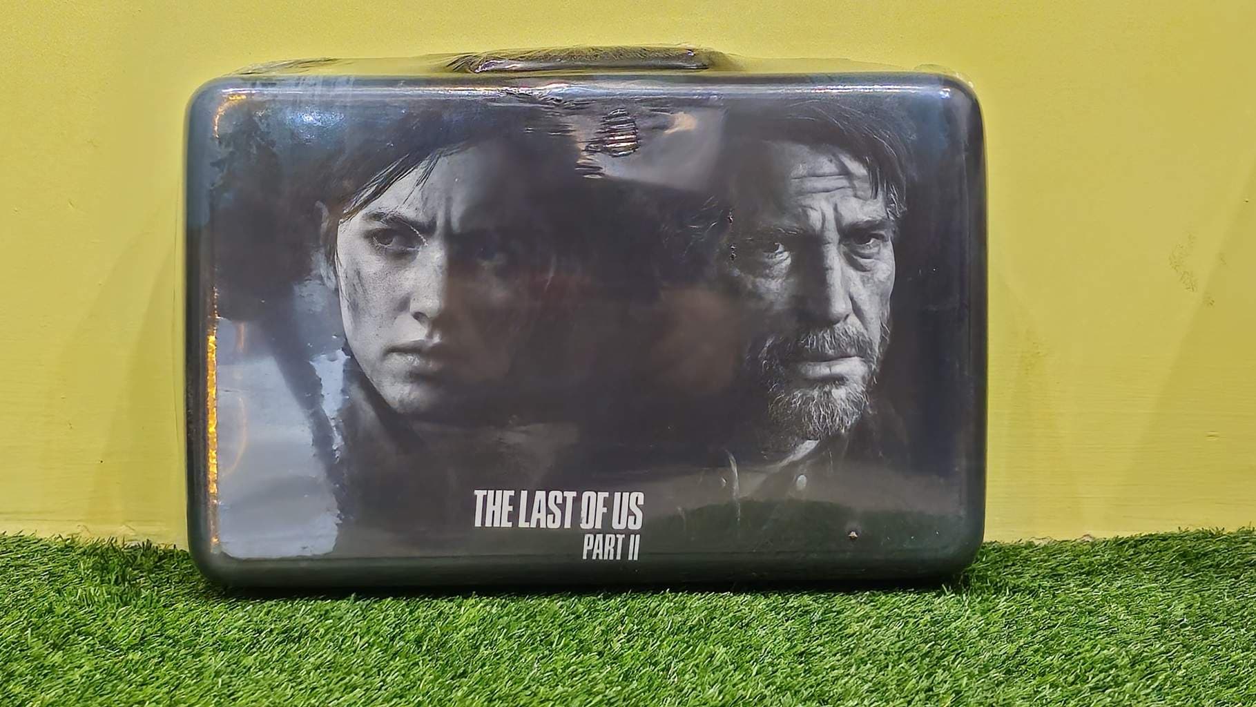 کیف کنسول PS5 Slim طرح The Last of Us Part 2