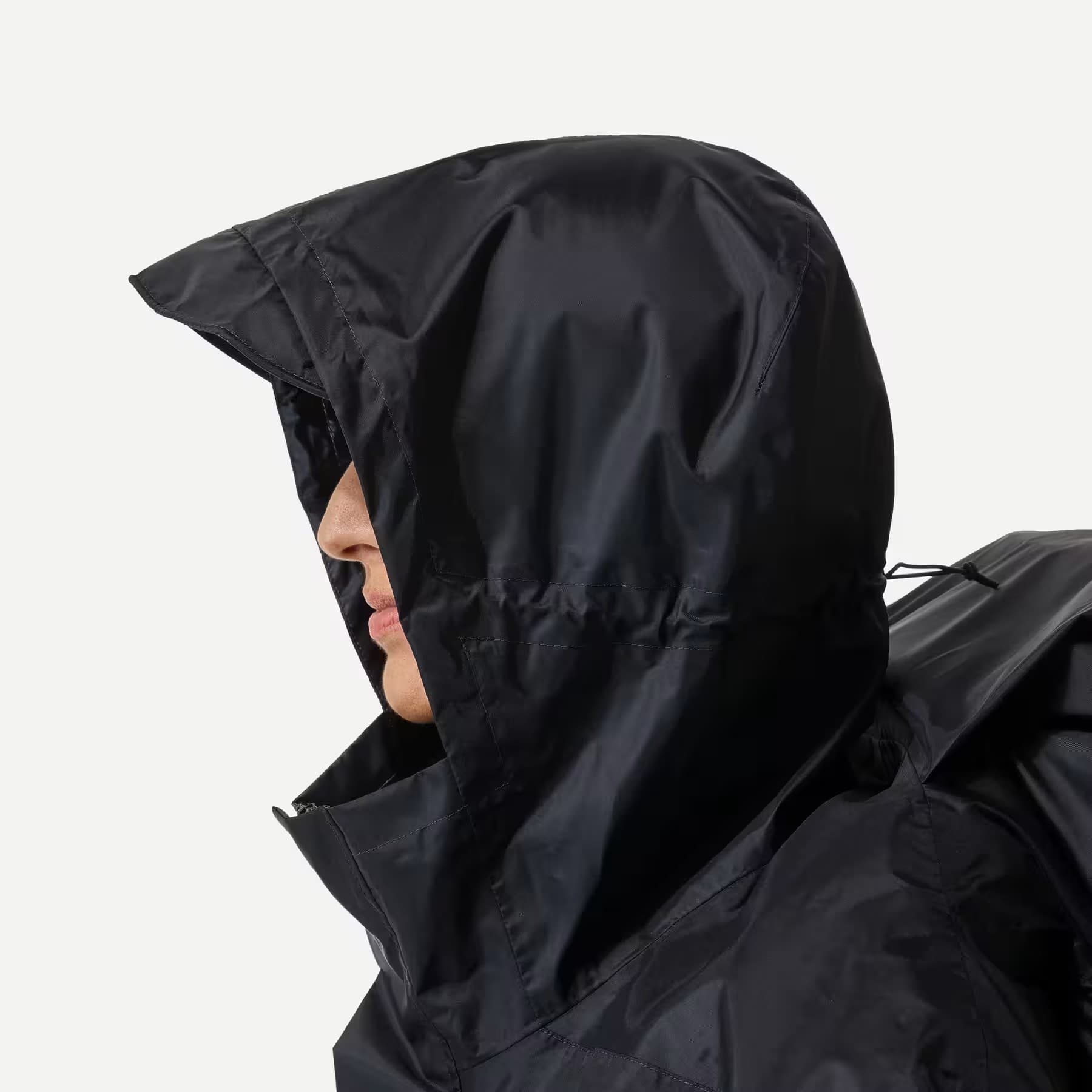پانچو فورکلاز – دکتلون Forclaz Outdoor poncho raincoat – 60l – black – mt500 — تصویر ۲