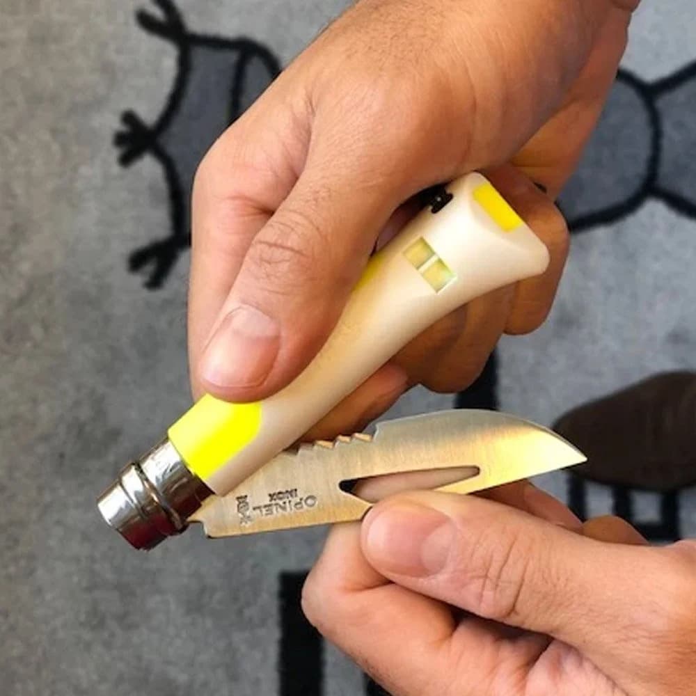 چاقو اپینل 08 آتدور Opinel No.08 Stainless Steel Folding Knife – Outdoor White Yellow — تصویر ۳
