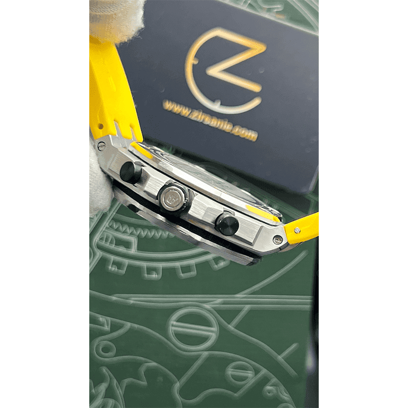 ساعت مچی مردانه اودمار پیگه افشور Audemars Piguet OffShore Chronograph Silver Yellow — تصویر ۴