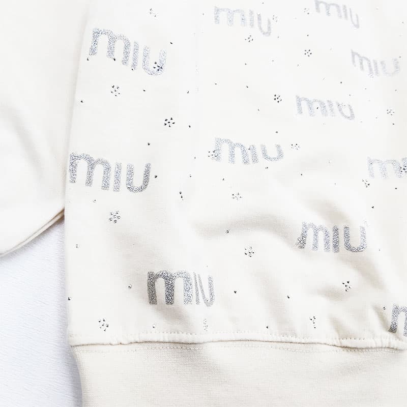 بلوز دخترانه miu کد 10592 — تصویر ۳
