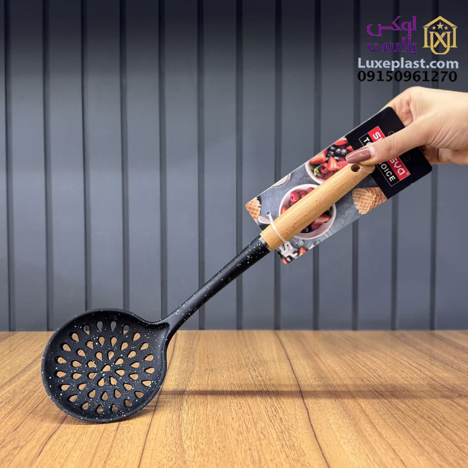 کفگیر گرد سوراخدار چوب سیلیکون گرانیت شنگیا کد 2857