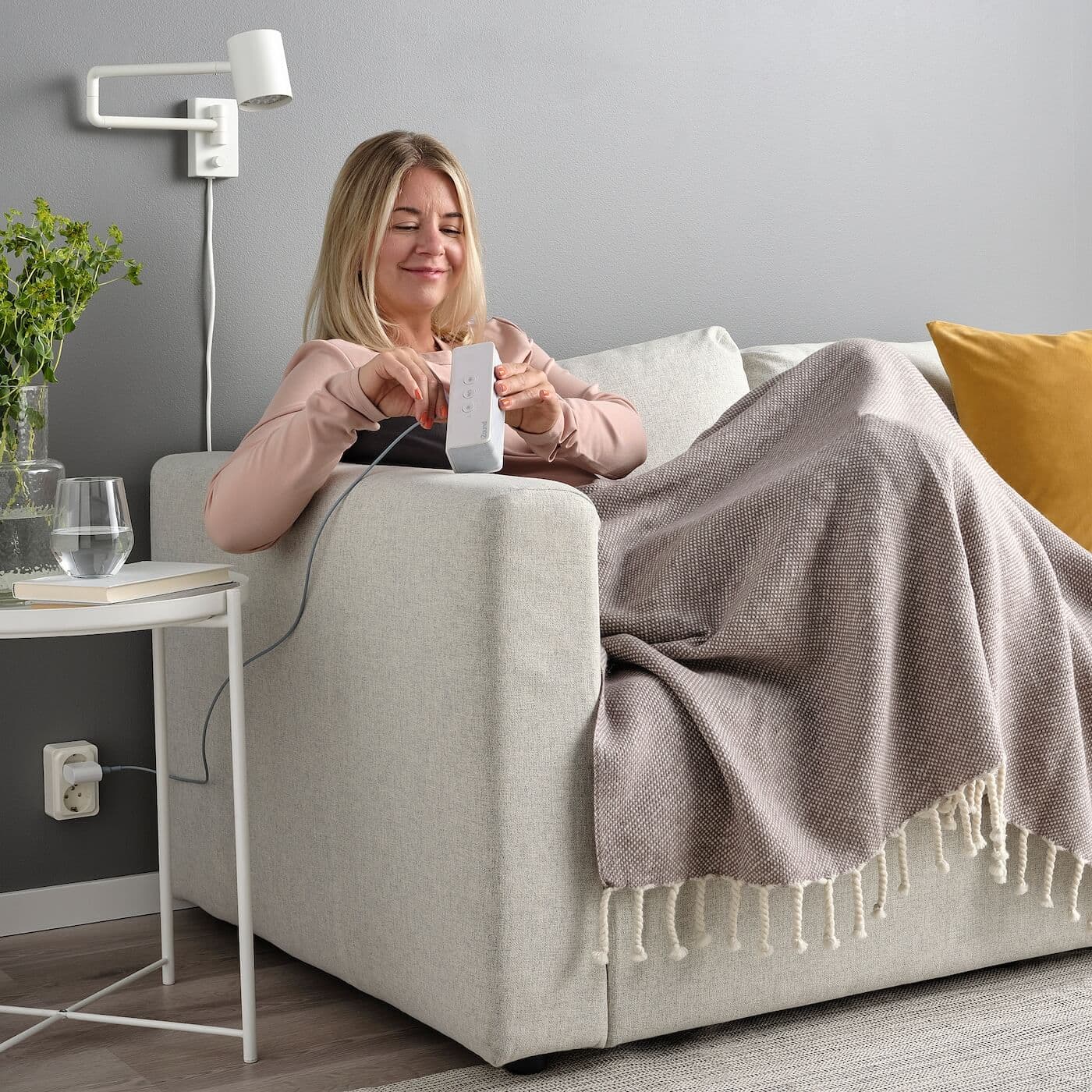 کابل تبديل Usb به MicroUsb ایکیا مدل Sittbrunn — تصویر ۳