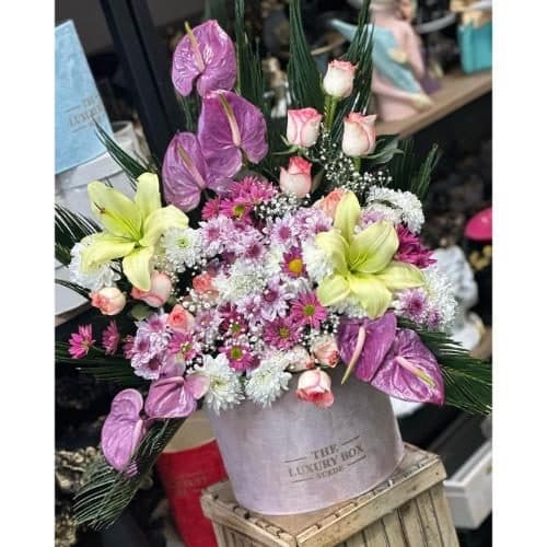 گل فروشی نزدیک کافه رستوران چار ونک تهران r126