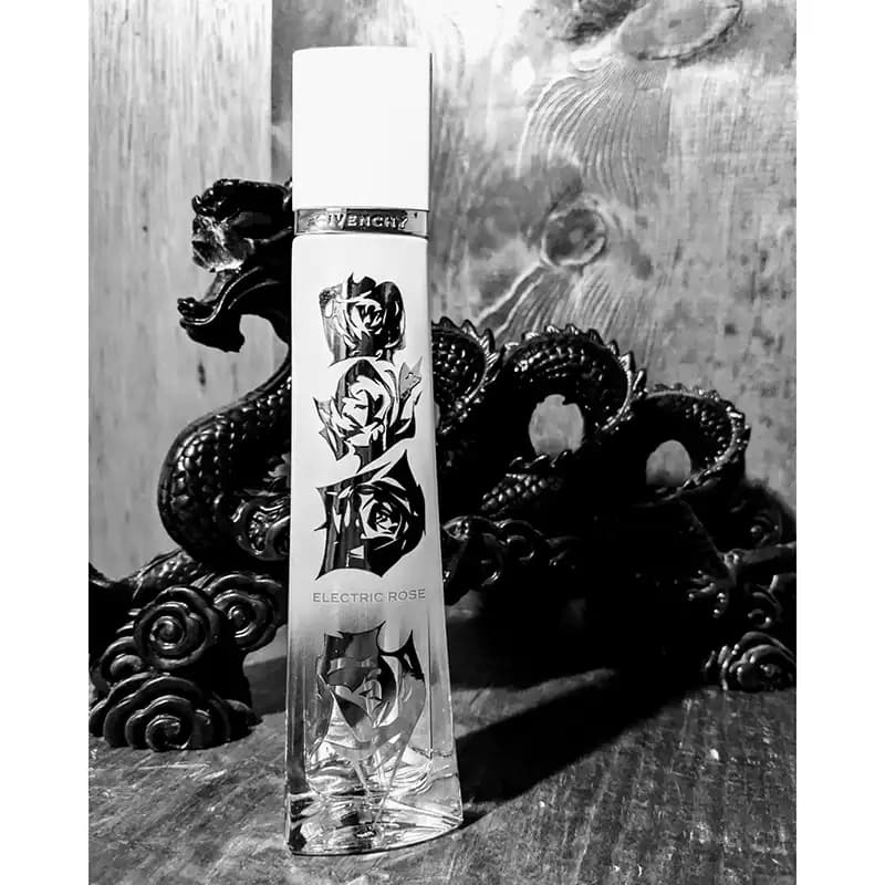GIVENCHY Very Irresistible Electric Rose — تصویر ۲