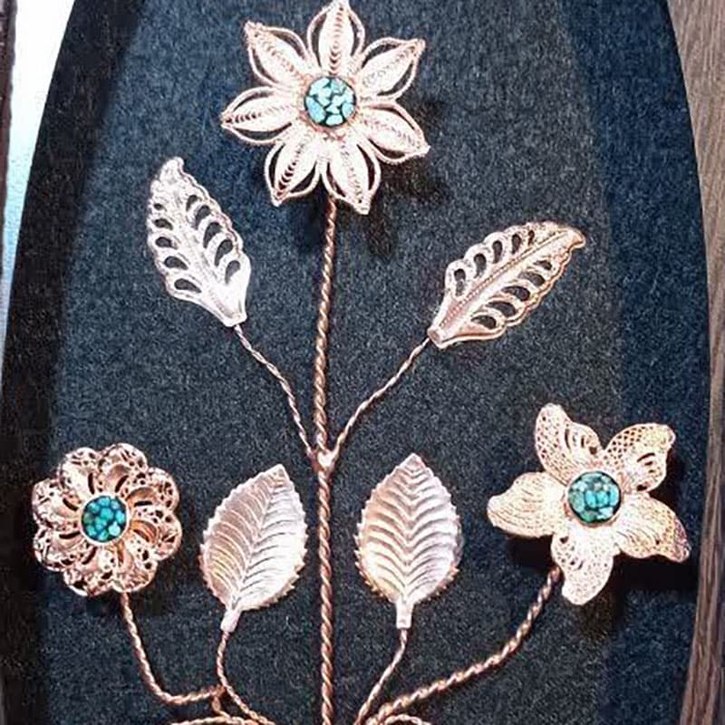 قاب گل مسی فیروزه کوبی سه گل قاب کلاسیک — تصویر ۳