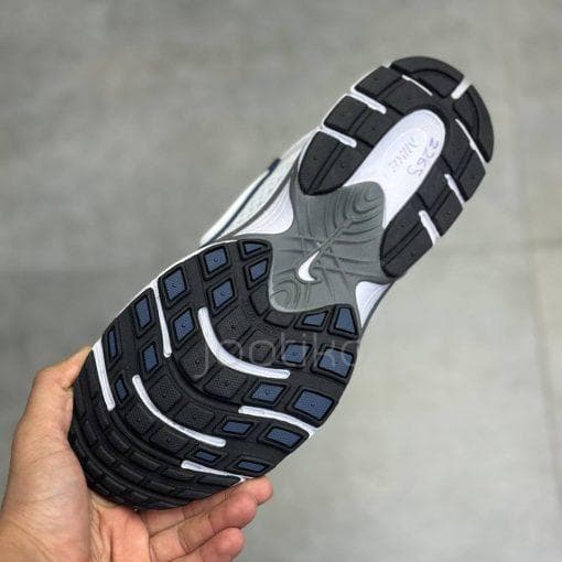 کفش کتونی زنانه و مردانه نایک وی فایو آر ان آر سفید سرمه ای Nike V5 RNR White Navy Silver — تصویر ۳