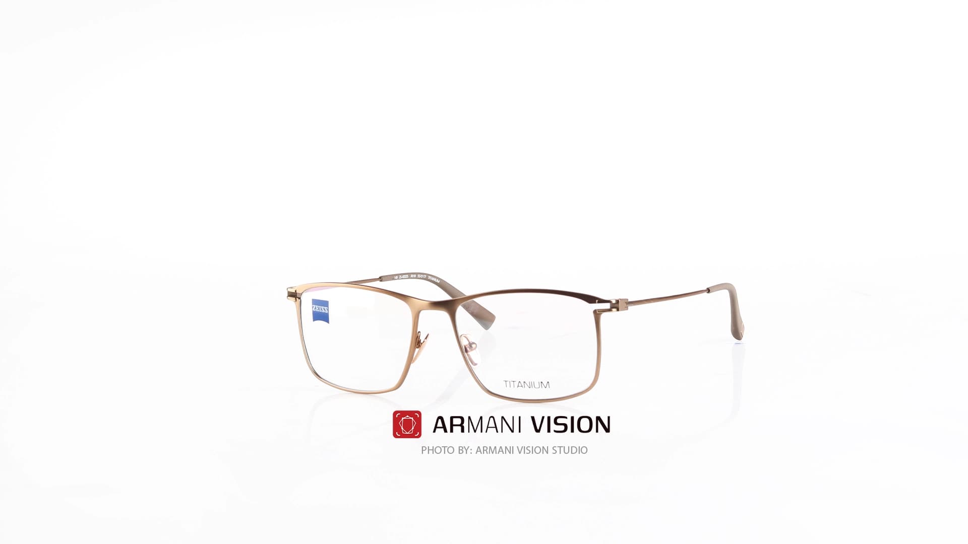 عینک زایس ZEISS – ZS 40025 – F 010 — تصویر ۴