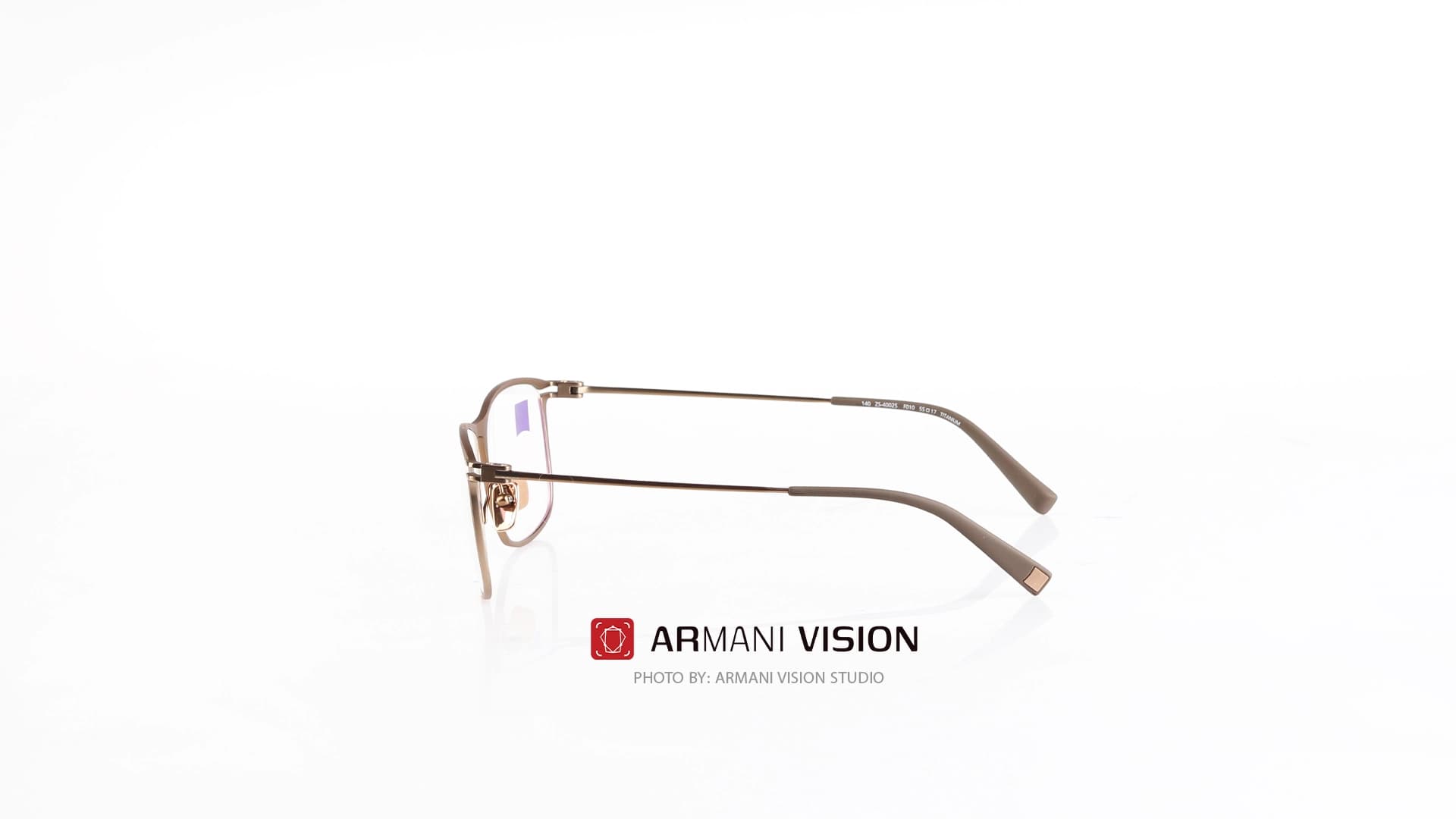 عینک زایس ZEISS – ZS 40025 – F 010 — تصویر ۵
