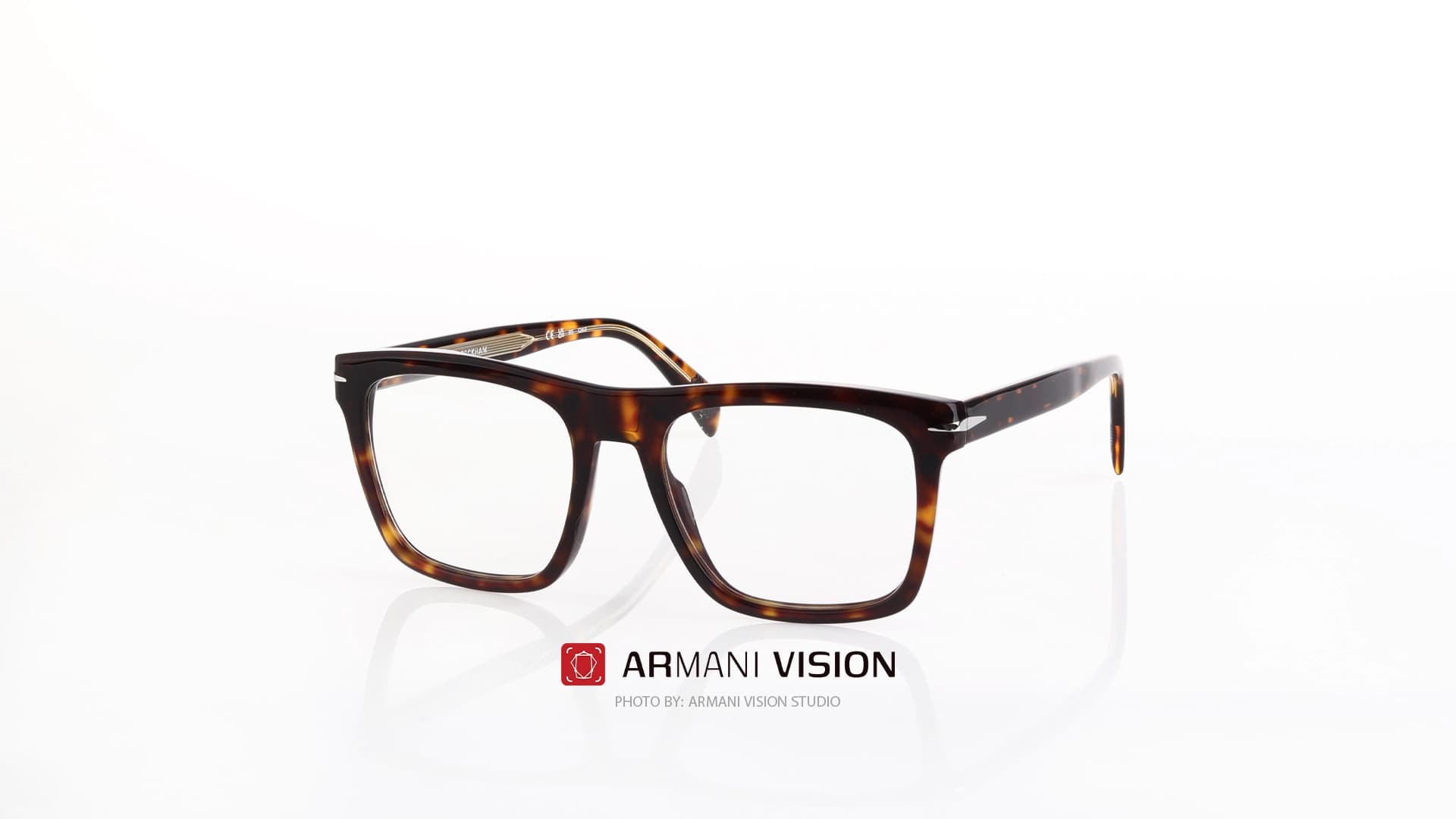 عینک دیوید بکهام DAVID BECKHAM – DB7000CS – 8699 — تصویر ۴