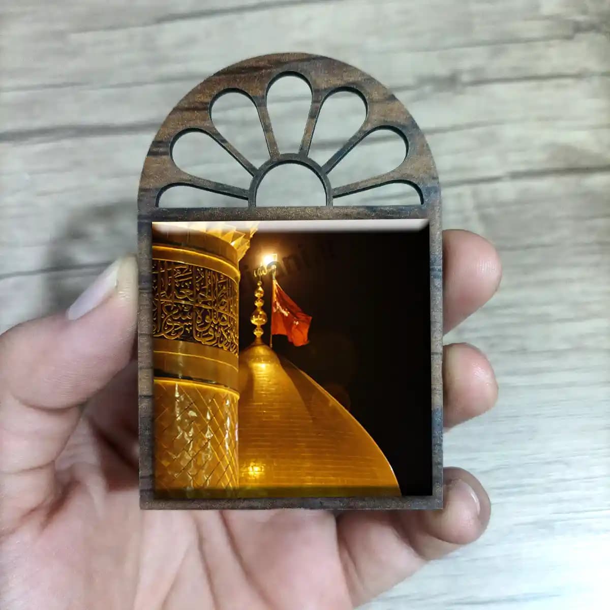 تندیس کاشی پنجره ای گنبد امام حسین (ع) مدل 2F 5 — تصویر ۲