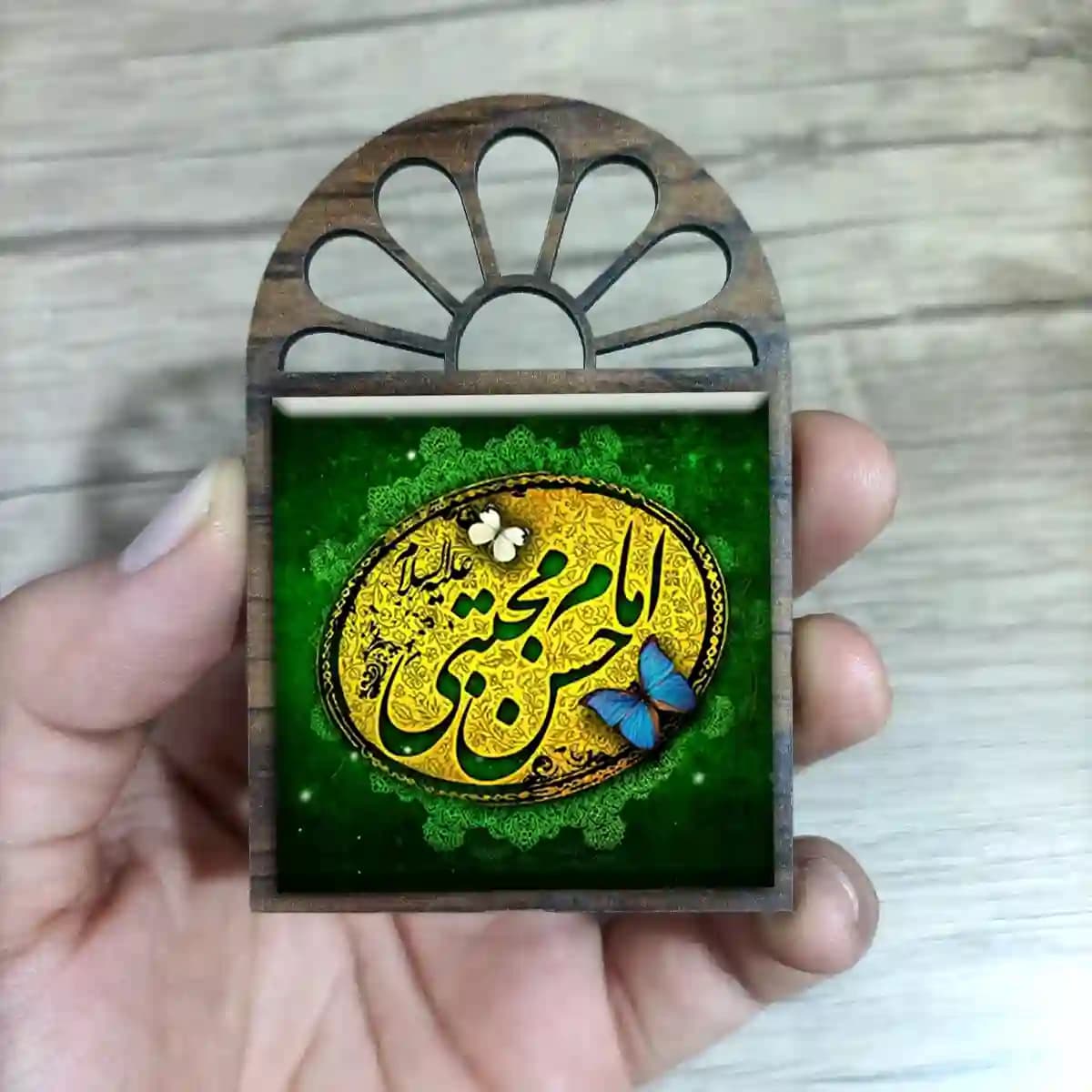 تندیس کاشی پنجره ای امام حسن مجتبی مدل 2E 15 — تصویر ۲