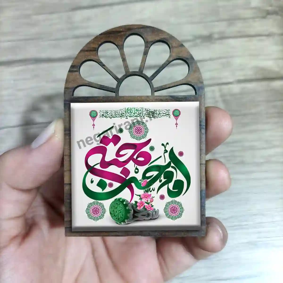 تندیس کاشی پنجره ای امام حسن مجتبی مدل 2E 7 — تصویر ۲