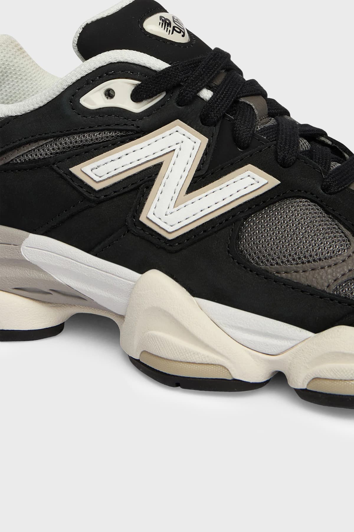 کفش اسنیکر نیو بالانس زنانه منسوجات چرمی رنگارنگ راسته کژوال/روزمره | New Balance U9060510_44 CN — تصویر ۶