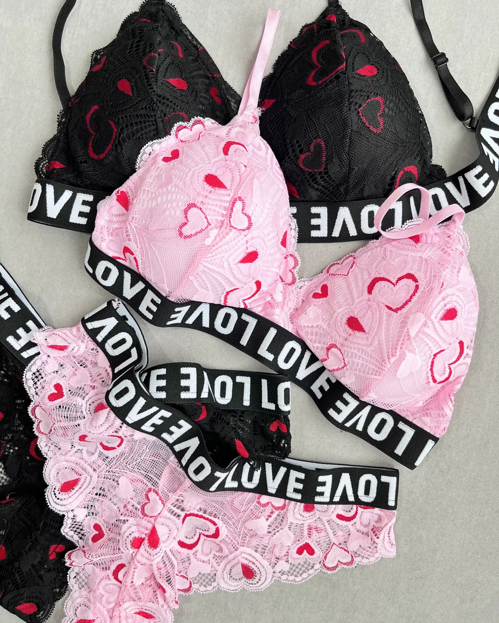 ست نیمتنه و شورت اسپورت love — تصویر ۵