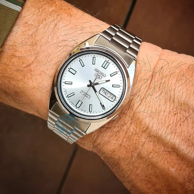 ساعت مچی مردانه اصل سیکو (seiko) زیرمجموعه سیکو 5 مدل SNXS73K1 — تصویر ۶